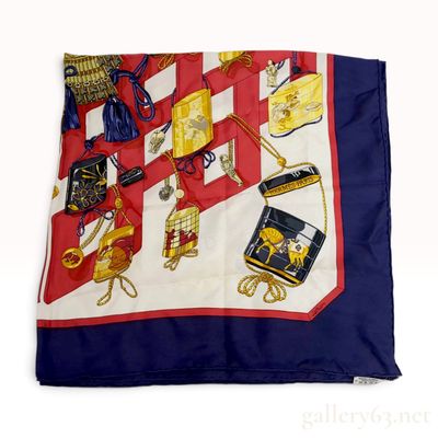 Vintage Hermes Reveries Japonaises (Japanese Reveries) Silk Carre 90