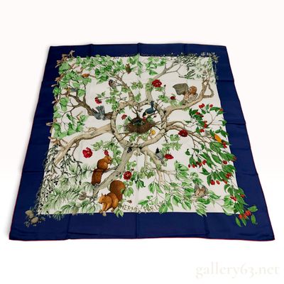 Sale Photo Thumbnail #145: Vintage Hermes Au Coeur des Bois (In the Heart of the Woods) Silk Carre 90