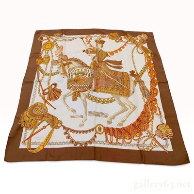 Sale Photo Thumbnail #165: Vintage Hermes Le Timbalier Brown and Gold Silk Carre 90
