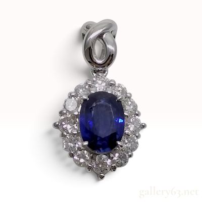 Platinum 0.92ct Natural Royal Blue Sapphire and 0.44ctw Natural Diamond Pendant with CGL Report