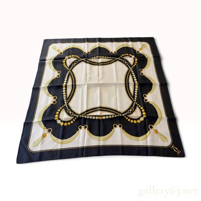 Sale Photo Thumbnail #273: Vintage Must de Cartier Jewelry Motif Black and Cream Silk Carre 90