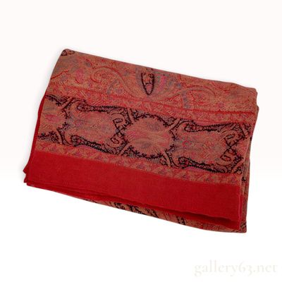 Sale Photo Thumbnail #115: Vintage Yves Saint Laurent Red Paisley Wool and Silk Scarf 110 cm