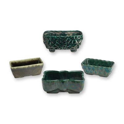 4pc Hull and Upco Green Pottery Bowls