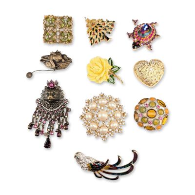 10pc Vintage and Contemporary Costume Brooches