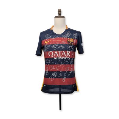 Sale Photo Thumbnail #304: FC Barcelona Signed 2015-16 Messi Home Soccer Jersey