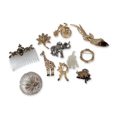 Sale Photo Thumbnail #174: An Assortment of Eleven Vintage Costume Jewelry Pieces