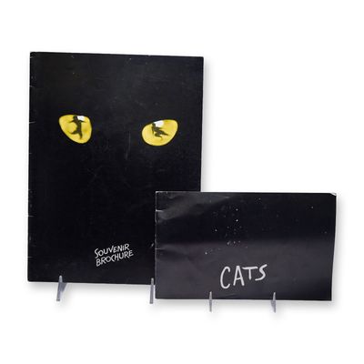 Sale Photo Thumbnail #115: 2pc Cats Musical Souvenir Booklets London Theatre Lot