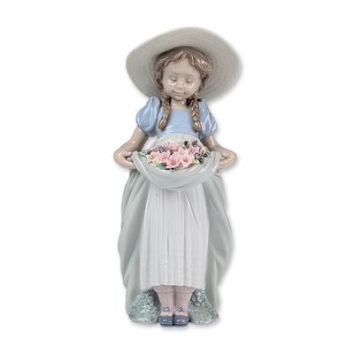Sale Photo Thumbnail #72: Lladro Porcelain Figurine, Bountiful Blossoms 01006756