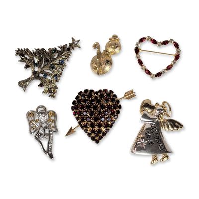 Sale Photo Thumbnail #170: 6pc Collection of Rhinestone Brooches