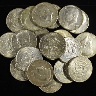 Sale Photo Thumbnail #158: (20) 40% SILVER KENNEDY HALF DOLLARS