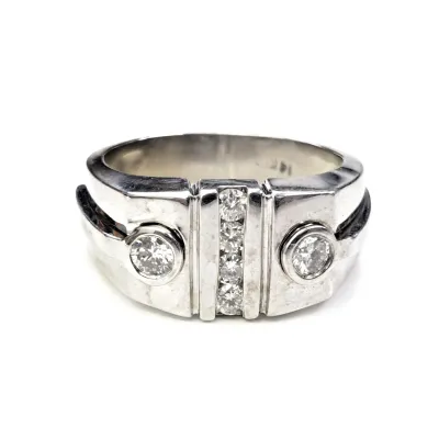 Sale Photo Thumbnail #570