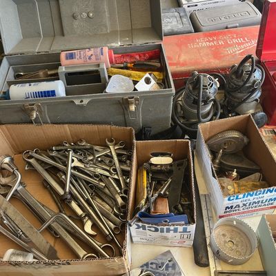 Estate sale photo