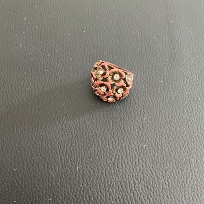 Beautiful rose tone ring with light pink rhinestones
