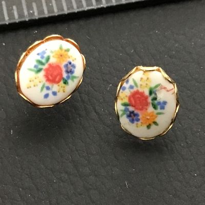Petite Vintage Floral Earrings