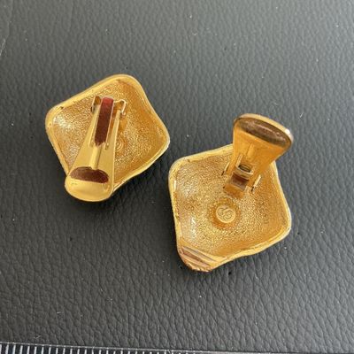 Beautiful Vintage Gold Tone and black enamel earrings signed