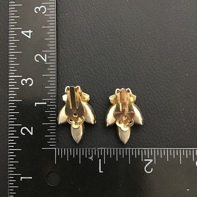 Vintage Aurora Borealis glass clip on earrings