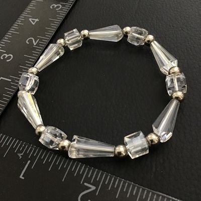 Beautiful vintage faceted crystal bead bracelet