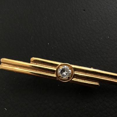 Vintage Rhinestone Bar pin