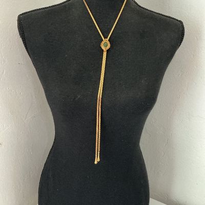 Beautiful Vintage Sarah Coventry lariat style necklace with beautiful slider pendant