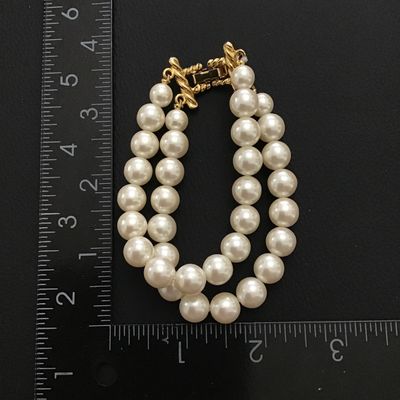 Vintage faux pearl gold tone bracelet