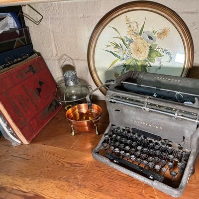 Estate sale photo