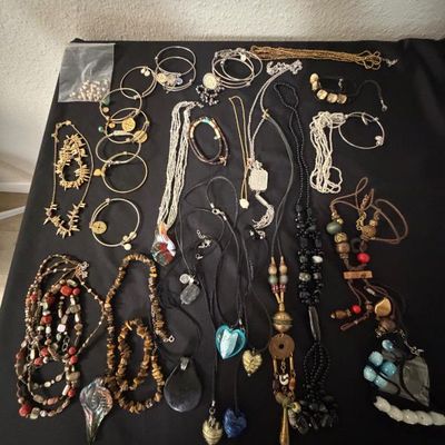 Sale Photo Thumbnail #304