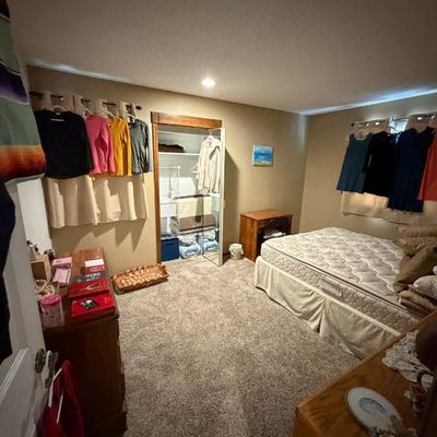 Sale Photo Thumbnail #287