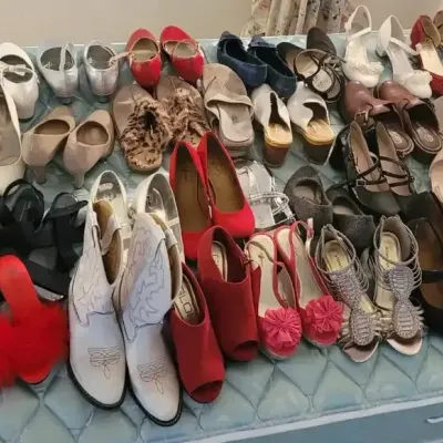 38 Pairs of Ladies Size 5 Shoes 