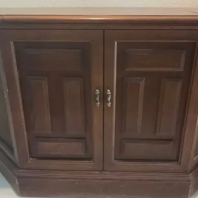 Vintage Solid Wood Half-Hexagon Console/Stereo Cabinet 