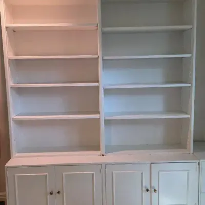 White Solid Wood Adjustable Bookshelf with Cabinets 