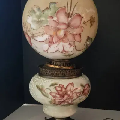 Victorian "Gone With The Wind" Floral Electrified Lamp