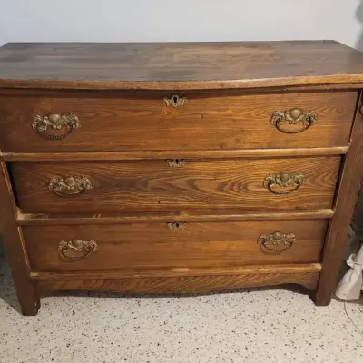 Antique Oak 3-Drawer Chest