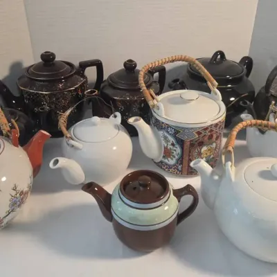 Tea Pot Collectors Lot 