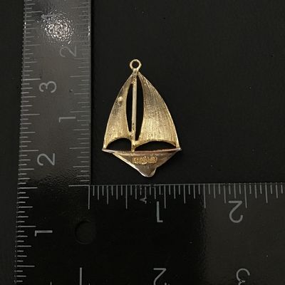 Gold tone vintage enamel sailboat pendant, marked Fornash