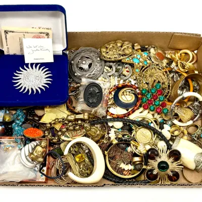Sale Photo Thumbnail #111: Costume Jewelry 