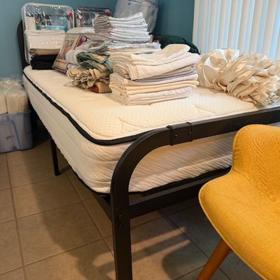 Sale Photo Thumbnail #547