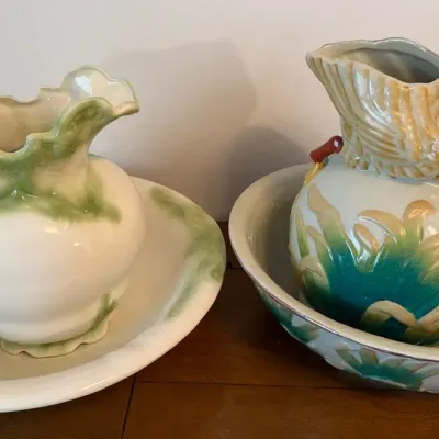 Pair of Decorative Wash Basins 