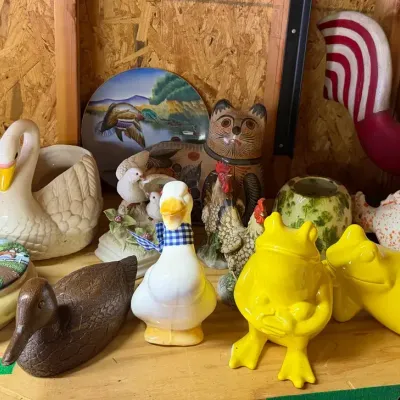 Animal Figurines And Decorative Accents
