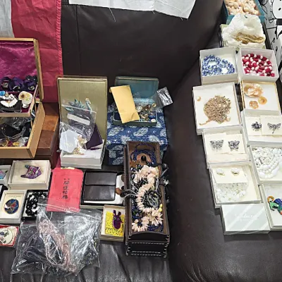 Sale Photo Thumbnail #65
