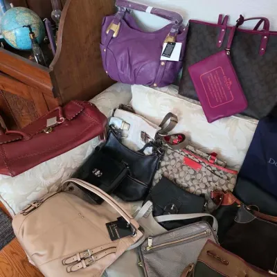 Sale Photo Thumbnail #21