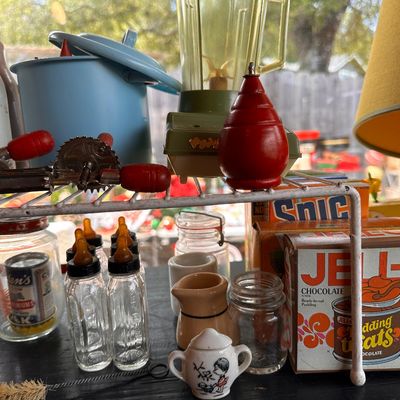 Sale Photo Thumbnail #193