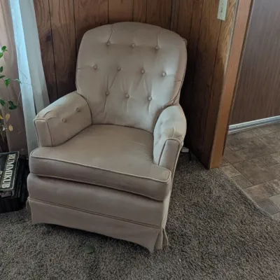 Sale Photo Thumbnail #5: Rocker 