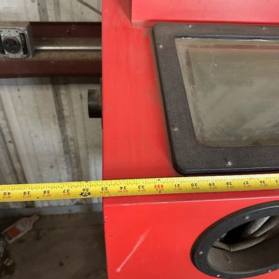 Central Pneumatic 93608 Floor-Standing Abrasive Blast Cabinet with Gun & Light