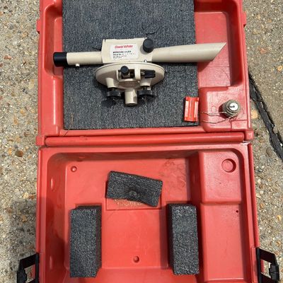 David White Meridian L6-20A Optical Level Surveying Kit with Tripod, Grade Rod & Case