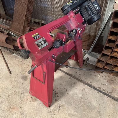 Central Machinery Horizontal/Vertical Metal-Cutting Band Saw with Stand