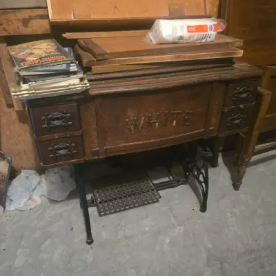 Estate sale photo