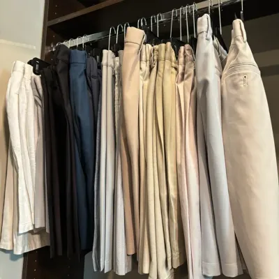 Sale Photo Thumbnail #240: 18 pairs of mens shorts 38