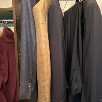 Sale Photo Thumbnail #67: Suits jacket