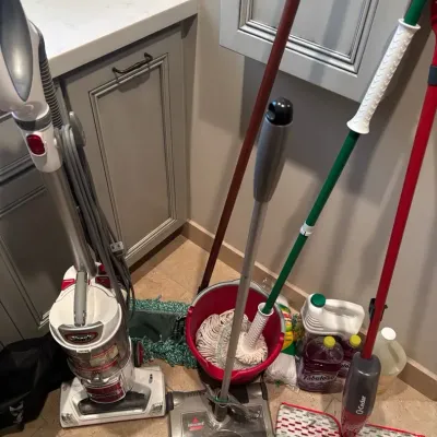 Sale Photo Thumbnail #111: Cleaning 2 shark vacuum