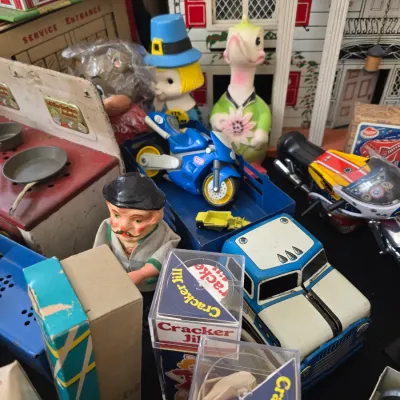 Sale Photo Thumbnail #246